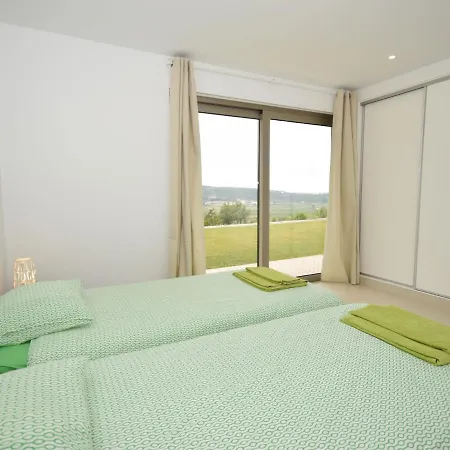 Casa No Monte Βίλα Cela Velha
